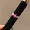 Anillo Abierto de Flor con Circonita Redonda, Anillo de Dedo Índice de Lujo Ligero y de Gama Alta, Diseño de Nicho, Joyería de Mano Moderna y Versátil