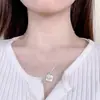 Cadena Cuadrada de Clavícula de Alta Gama para Mujer, Moderna y Exquisita, Estilo Minimalista con Incrustación de Circonita, Collar Sencillo Dulce y Fresco