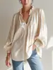 Camisa Versátil Transfronteriza Europea y Americana para Mujer 2026 con Cuello en V Fruncido y Mangas Abullonadas en Tejido Texturizado Plisado