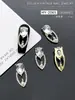 Joias de Liga de Zinco para Nail Art Retrô Transfronteiriças, Vários Estilos para Combinar, Borboleta de Diamante para Unhas Combinada com Decoração de Liga para Nail Art
