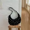 Bolso de gamuza para mujer, nuevo modelo de otoño 2026, bolso de hombro vintage de alta gama para el día a día, bolso tipo dumpling cruzado de gran capacidad