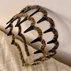 Doce legal padrão leopardo com onda de dente arco de cabelo feminino outono raiz de cabelo fofo artefato lavar rosto pressão cabelo antiderrapante arco de cabelo grampo de cabelo cocar