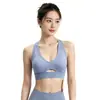 Colete esportivo feminino personalizado para vendas transfronteiriças, roupa esportiva modeladora, conjunto de tênis, colete de ioga, malha sem costura, design confortável e vazado