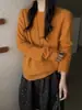 26 Nova Coleção de Outono: Blusa de tricô básica de cor sólida estilo coreano com gola redonda e mangas compridas, versátil para looks casuais e de trabalho, peça base feminina