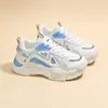 Zapatos tipo dad para mujer, nueva colección primavera/verano 2026, tenis de malla, modernos y versátiles, estilo popular, zapatos atléticos casuales de suela gruesa
