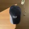Gorra de Béisbol Lavada Vintage de Alta Calidad con Efecto Desgastado para Mujer, Ala Ancha, Gorra Morada que Hace que la Cara Parezca Más Pequeña, Moderna