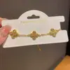 Pulseira Puxável Flor Redonda de Zircônia Super Brilhante Joia de Mão de Design de Nicho Fashion Retrô de Luxo Leve de Alta Qualidade