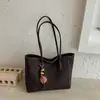 Bolsa de Ombro Transfronteiriça 2026 Novo Estilo Coreano Grande Capacidade para Mulheres, Bolsa Tote Fashion, Trançada, Única, Simples
