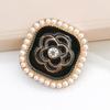 Yi Lian joias novo estilo Chanel Flor de camélia de pérola decoração de capa de celular Buraco de trevo sapatos acessórios diy