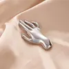 Broche Metálico Exagerado Estéreo Forma de Palma Broche de Tulipa con Lazo Corsage