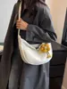 2023 nova bolsa de lona feminina grande capacidade Mori fofa outono ombro mensageiro design de nicho textura bolsa dumpling