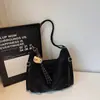 Bolso Multifuncional de Gran Capacidad para Mujer 2025 Nuevo Bolso de Hombro Retro para Viajes Diarios Mochila Popular de Color Sólido