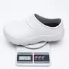 Zapatos de Chef Cuatro Estaciones Impermeables Antideslizantes Zapatos de Cocina Resistentes al Desgaste Protección Laboral Zapatos para el Trabajo y el Trayecto BM678