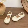 Sapatos Rasos Mary Jane Plissados Estilo Francês 2026 para Mulheres, Novos Sapatos de Couro Macio Bico Redondo Rasos para o Verão 2026, Versáteis e de Tamanho Pequeno