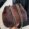 Bolsa de Corrente Grande Capacidade Estilo Coreano Bolsa Feminina 2025 Primavera Nova Retrô Lã Xadrez Balde Personalizada Ins Bolsa de Ombro