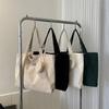 Corduroy bolsa de ombro de grande capacidade 2023 Verão novo saco simples de mecha tote bolsa retro de cor sólida bolsa feminina