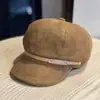 Novo Chapéu Octogonal de Camurça Retrô Feminino Outono Inverno Fivela de Couro Grande Circunferência da Cabeça Faz o Rosto Parecer Menor Temperamento Versátil Chapéu de Pintor Tendência