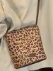 Bolso de Mujer Casual de Gran Capacidad Bolso de Mujer 2025 Otoño Nuevo Estilo Moderno Bolso de Hombro Único Bolso Cubo de Moda