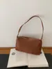 Bolsa de Ombro Pequena Quadrada Suede Retrô Estilo Coreano Outono Inverno Simples 2026 Nova Estampa de Leopardo de Nicho para o Dia a Dia com Alça de Mão
