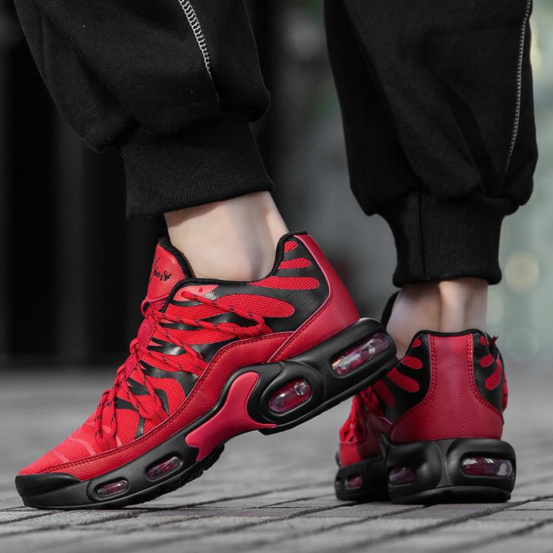 男鞋大码飞织运动鞋透气