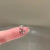 Colección Serie Colgante Clavos de Hueso de Oreja Pendientes de Tornillo de Acero de Titanio Perforación de Oreja para Mujer Pendientes de Clavo Coclear