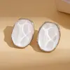 Brincos Ovais Geométricos de Resina Europeus e Americanos, Estilo Minimalista, Sensação de Luxo de Nicho, Brincos Únicos e Simples para Mulheres
