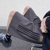 Shorts Masculinos de Verão 2025 Novo Americano Retrô Marca Tendência Patchwork Listrado Versátil Solto Casual Cinco Pontos Esportivo