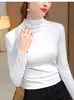 Outono e inverno de 2025, gola alta meia-calça forrada de fleece, camiseta de manga longa quente para usar por baixo, casaco slim feminino da moda