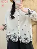 2026 Nueva Camisa de Manga Larga para Mujer, Top Cardigan de Otoño con Cuello de Encaje, Mangas de Farol y Flores Negras Bordadas