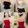 Top de tirantes de diseño de nicho puramente seductor con lunares rojos, top de tubo sexy ajustado sin hombros con almohadillas en el pecho