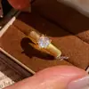 Anel Estreito Aberto Listrado Gravado a Ouro com Textura Trançada Estilo Vintage para Mulheres, Anel Minimalista de Design de Nicho de Luxo Leve da Moda