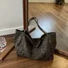 Bolsa de lona com estampa de leopardo retrô estilo americano 2026 novo modelo grande capacidade casual simples de ombro transversal