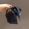 Versión Coreana 2025 Simple Ins Clip para Cola de Caballo con Lazo Negro Clip para el Cabello con Etiqueta Dorada Pinza para el Cabello Pinza de Trabajo para Mujer