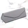 Caixa Dobrável Triangular de PU com Cortiça Couro Flocado de Alta Qualidade Estojo para Óculos Estojo para Óculos de Sol Embalagem de Papel Kraft Atacado