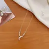 Colar de Pérolas Estrela do Mar Coração Doce Estilo Francês para Mulheres, com Senso de Design, Luxo Leve e uma Corrente Simples para Clavícula, Inspirada na Floresta, Delicada