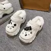 Zapatos de agujero con suela gruesa para mujer, ropa exterior de verano 2024, nuevos, antideslizantes, para oficina, playa, baotou, medias zapatillas, mujeres, venta al por mayor