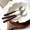 Mango de Madera de Nogal Imitación Cuchara Redonda de Alto Valor para el Hogar Acero Inoxidable Cuchara Redonda Pequeña Cuchara para Postres Occidentales Cuchara para Comer Cuchara de Sopa Grande