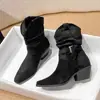 Botas retro de peluche con punta para mujer, nuevo modelo 2026, tacón grueso, botas plisadas de gamuza apiladas, botines Maillard para mujer, efecto adelgazante