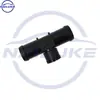 El conector de la tubería de entrada del calentador 92500-JK20A 92500JK20A es adecuado para Nissan D40T 2007-2013