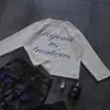 Europeu e Americano Retro Wear Estampa Inglesa Outono e Inverno Novo Branco Nicho Versátil Manga Longa Gola Redonda Camiseta Y2K