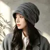 Chapéu Pulôver Quente com Veludo Plus Outono Inverno Estilo Japonês Listrado Colorido Malha Slouchy para Mulheres Retrô Versátil Touca de Tricô