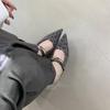 Elegantes Meias Sapatilha de Metal Bico Fino com Baotou Novos Tamancos Plataforma Espessa para Mulheres 2025