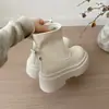 Botas Martin blancas de plataforma para mujer que aumentan la altura, nuevo modelo otoño e invierno 2026, botines de plataforma de suela gruesa para mujeres petite