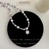 Exquisito Collar de Perlas de Zirconia Morada Ultra Brillante Cadena de Clavícula de Gama Alta Nicho Cadena Versátil para Suéter para Mujeres