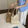 Bolso de Punto Hueco de Gran Capacidad Estilo Relajado para Mujer 2026 Nuevo Ligero Versátil para Viajes Diarios Bolso de Hombro Bolso Cubo