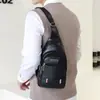 Bolso de Pecho para Hombre + Material PU, Múltiples Colores Disponibles, Diseño de Gran Capacidad
