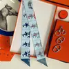 Cinta de Twill de Seda Versátil Decorativa Estilo Coreano Nueva con Estampado de Leopardo y Anacardos para Envolver Bolsas, Bufanda de Seda, Pañuelo Pequeño para el Cuello