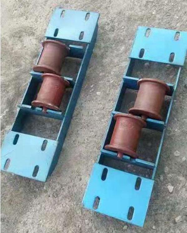 托绳轮组.jpg