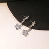 Agulha de prata doce legal estrela de cinco pontas brincos de diamante personalizado brincos de vidro geométrico moda estrela oca brincos atacado