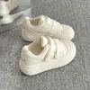 Zapatillas Blancas de Suela Gruesa con Velcro para Mujer 2026 Nuevo Primavera Nicho Original Estudiante Versátil Casual Deportivas Zapatos de Plataforma